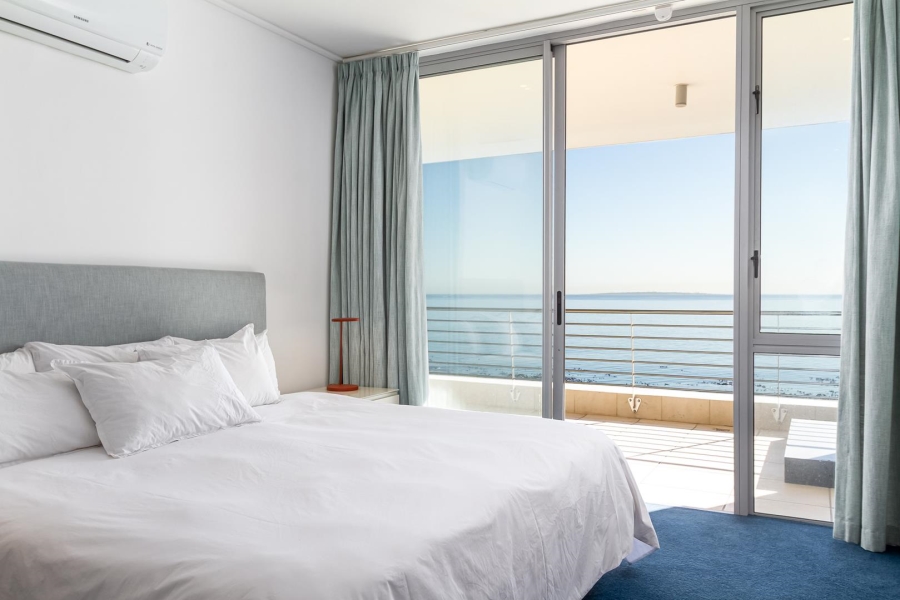 3 Bedroom Property for Sale in Mouille Point Western Cape